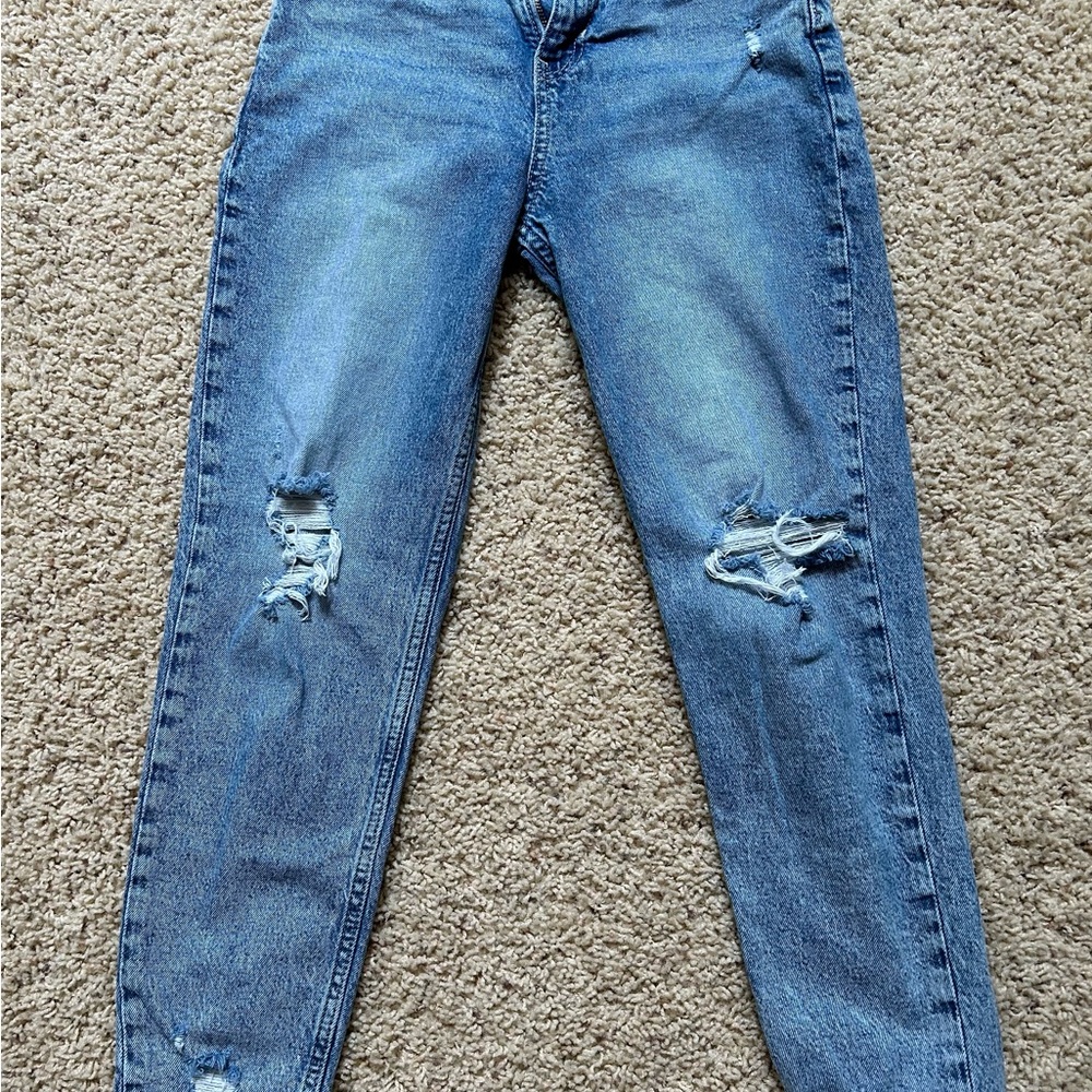 Gap mom Jean
